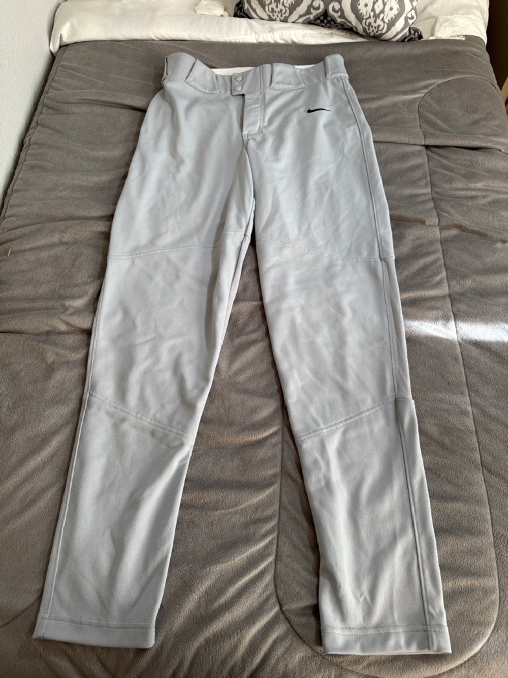 Nike Men’s Light Grey Baseball Pants with Black Swoosh Sz S